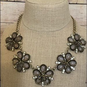 Loft necklace gorgeous on NWOT